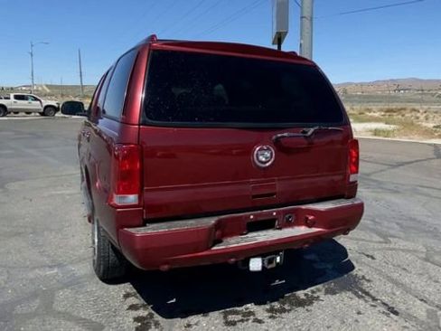 Used 2002 Cadillac Escalade AWD image 7