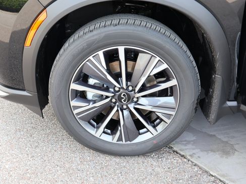 Certified 2026 INFINITI QX60 Luxe w/ Cargo Package image 14