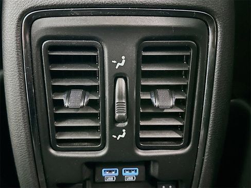 Used 2020 Jeep Grand Cherokee Trailhawk image 29