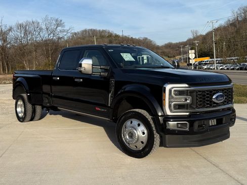 Used 2026 Ford F450 Platinum w/ Platinum Plus Package image 1