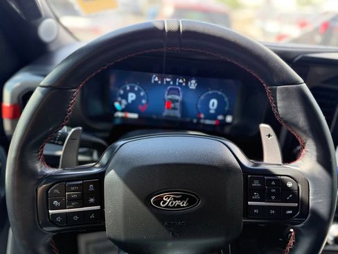 Used 2025 Ford F150 Raptor AWD/4WD image 19