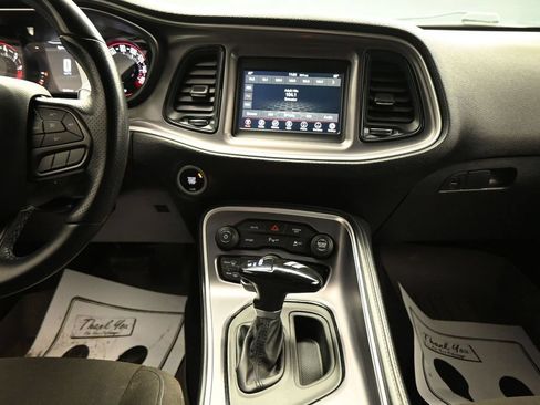 Used 2022 Dodge Challenger GT w/ Blacktop Package AWD/4WD image 18