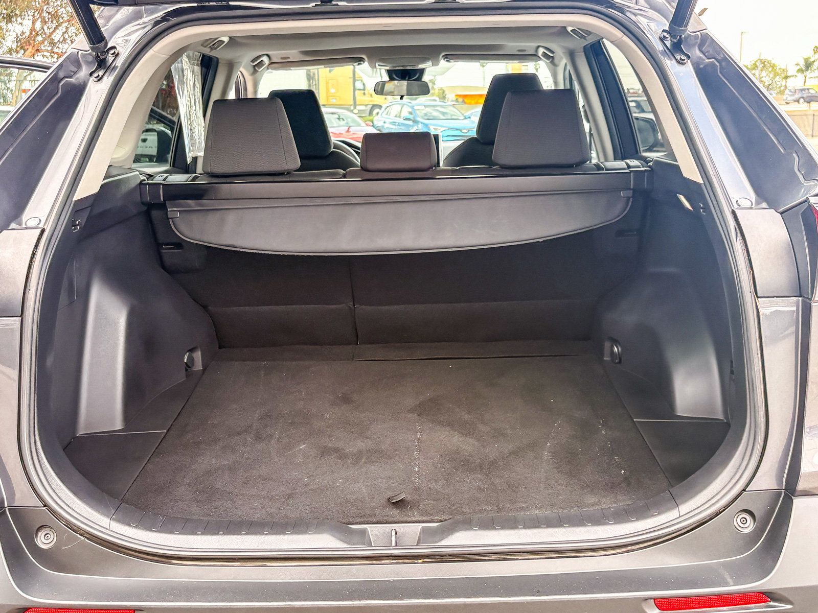 Used 2023 Toyota RAV4 XLE w/ Convenience Package FWD image 24