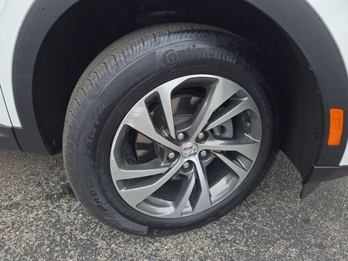 Used 2023 Buick Envision Essence FWD image 11