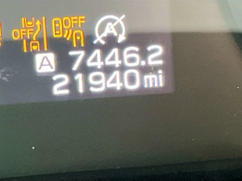 Used 2025 Subaru Outback Wilderness AWD/4WD image 12