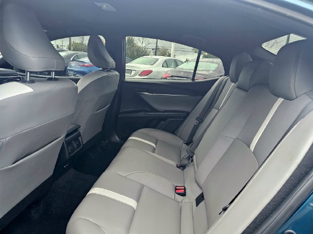 Used 2025 Toyota Camry SE FWD image 23