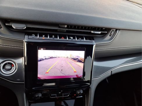 Used 2023 Jeep Grand Cherokee L Altitude image 16