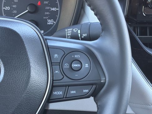 Used 2024 Toyota Corolla SE image 24