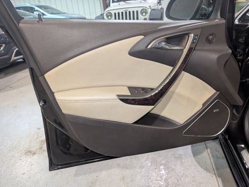 Used 2015 Buick Verano Leather w/ Experience Buick Package image 13