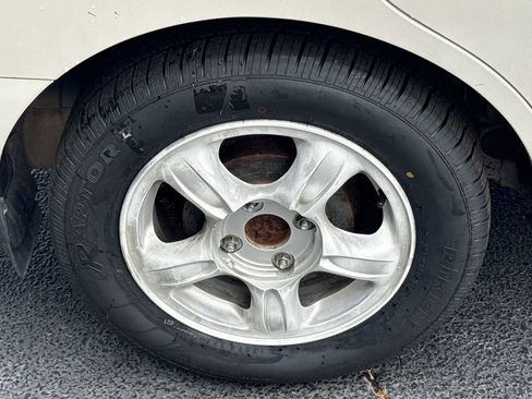 Used 2001 Hyundai Sonata FWD image 19