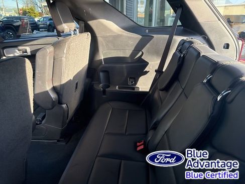 Certified 2022 Ford Explorer ST-Line w/ Class IV Trailer Tow Package image 42
