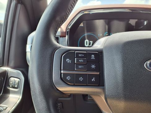 Used 2023 Ford F150 Lariat AWD/4WD image 9
