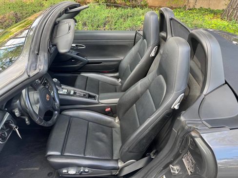 Used 2013 Porsche Boxster S image 16
