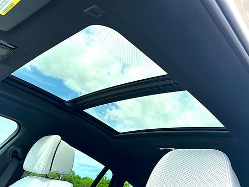 New 2026 BMW X6 xDrive40i w/ Climate Comfort Package AWD/4WD image 13