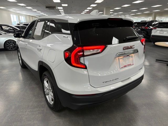 Used 2024 GMC Terrain SLE AWD/4WD image 5