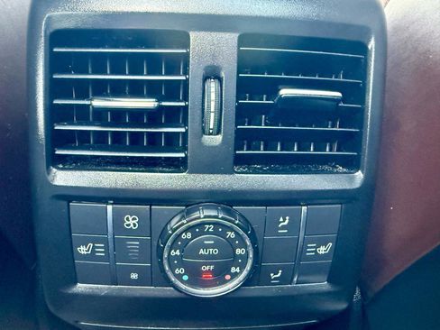 Used 2016 Mercedes-Benz GL 63 AMG 4MATIC image 39