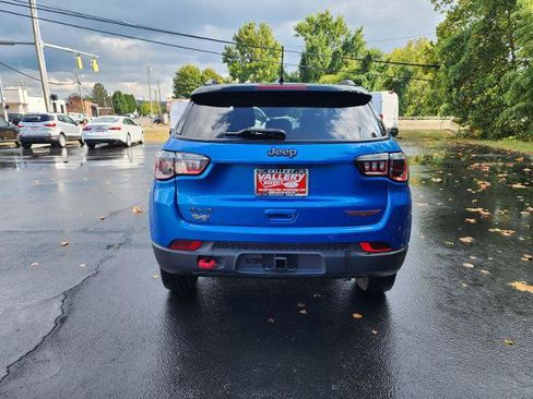 Used 2022 Jeep Compass Trailhawk w/ Trailhawk Convenience Group image 4