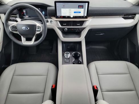 Certified 2026 Ford Explorer Active w/ Active Comfort Package image 27