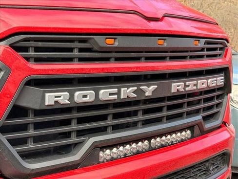 Used 2021 RAM 1500 Big Horn image 3