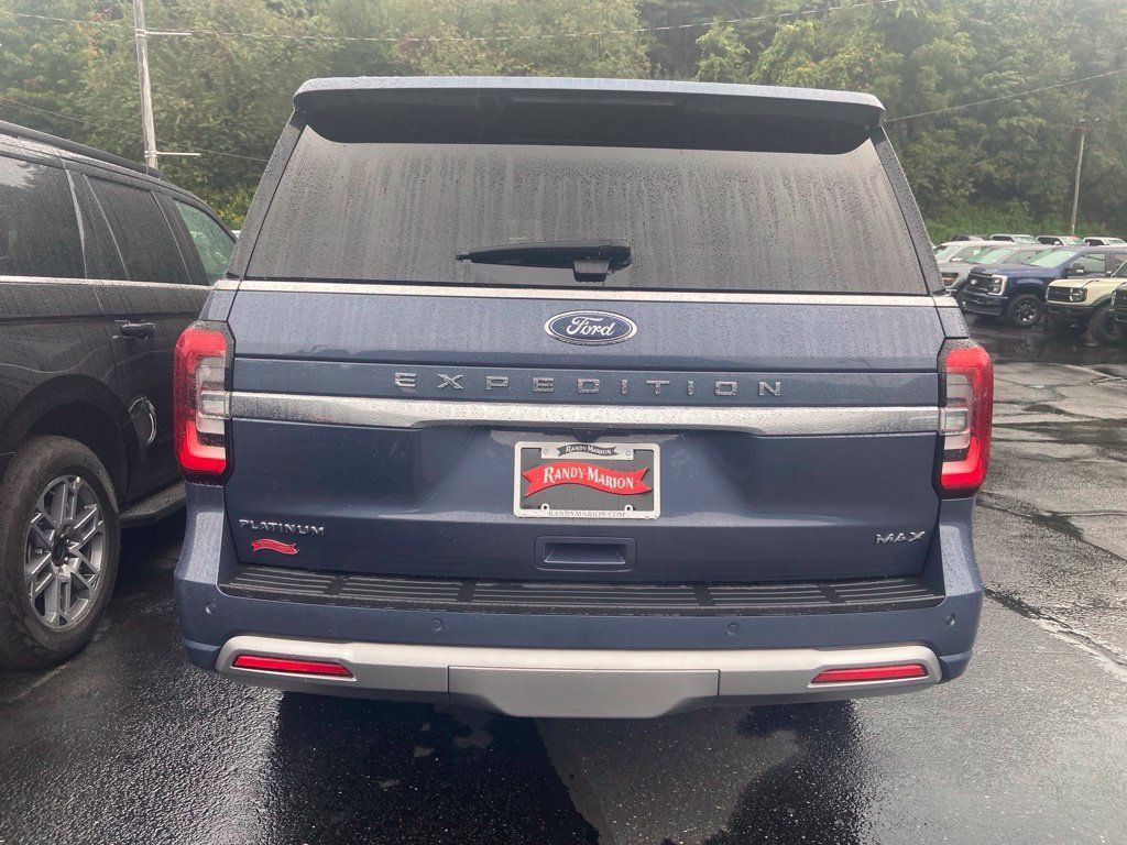 Used 2022 Ford Expedition Max Platinum AWD/4WD image 10
