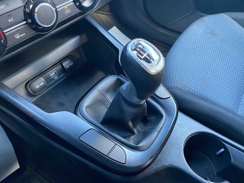 Used 2021 Kia Soul LX FWD image 21