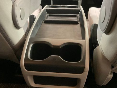 Used 2022 Honda Odyssey EX image 15