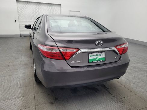 Used 2017 Toyota Camry LE FWD image 6