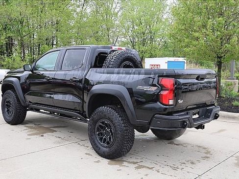 New 2024 Chevrolet Colorado ZR2 w/ ZR2 Bison Edition AWD/4WD image 5