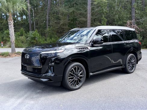 New 2026 INFINITI QX80 Autograph w/ Premium Cargo Package image 3
