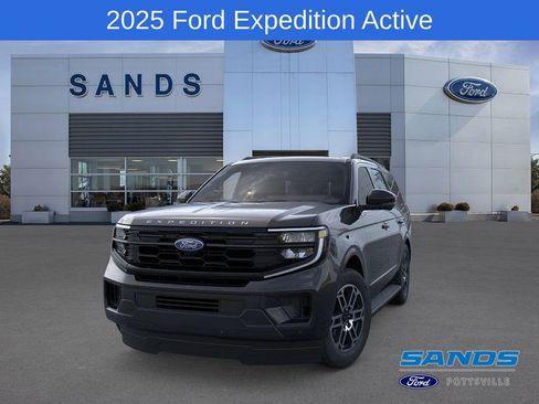 New 2025 Ford Expedition Active image 2