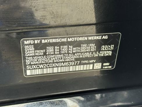 Used 2022 BMW X7 xDrive40i w/ Premium Package AWD/4WD image 32