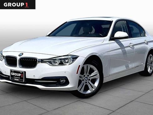 Used 2017 BMW 330i Sedan RWD image 1