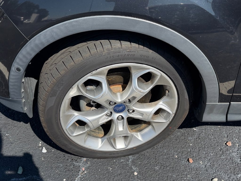 Used 2015 Ford Escape Titanium w/ Equipment Group 301A AWD/4WD image 12
