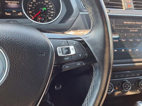 Used 2020 Volkswagen Tiguan SE R-Line image 17