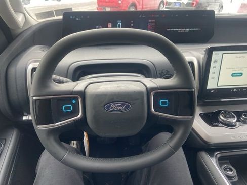 New 2026 Ford Expedition Max Active image 10