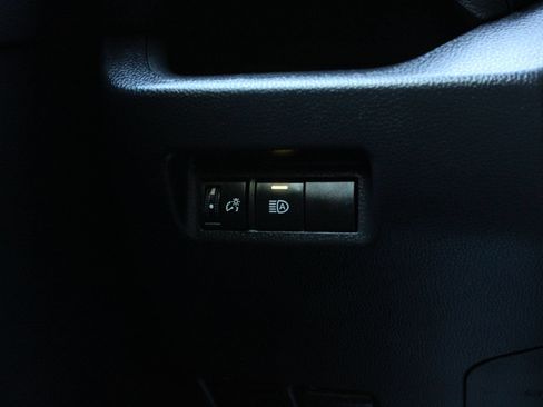 Used 2023 Toyota RAV4 LE FWD image 23