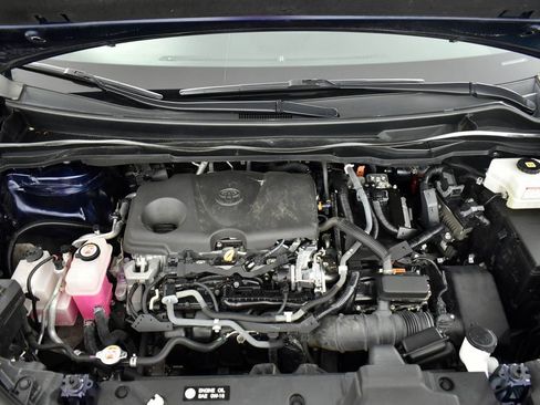 Used 2021 Toyota Sienna Limited image 44