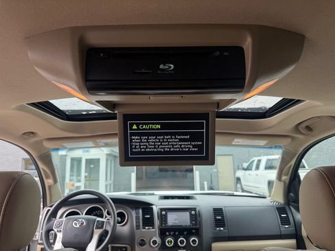 Used 2016 Toyota Sequoia Limited w/ Safety & Convenience Package AWD/4WD image 8