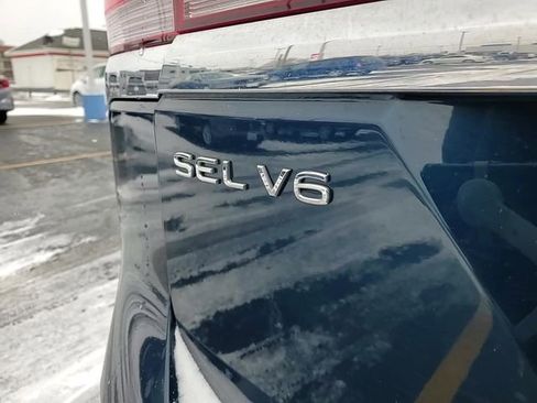 Used 2023 Volkswagen Atlas SEL image 7