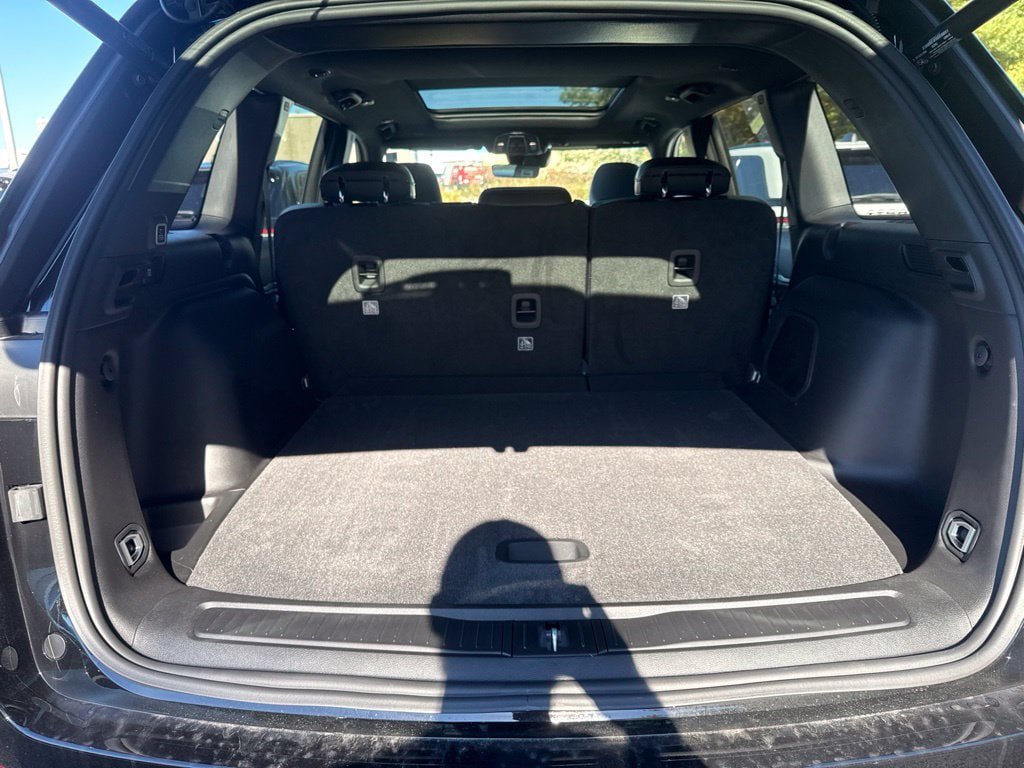 New 2027 Jeep Grand Cherokee Limited AWD/4WD image 24