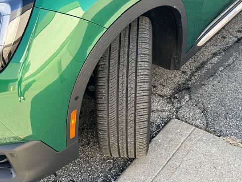 Used 2025 MINI Cooper Countryman S w/ Comfort Package Max image 13