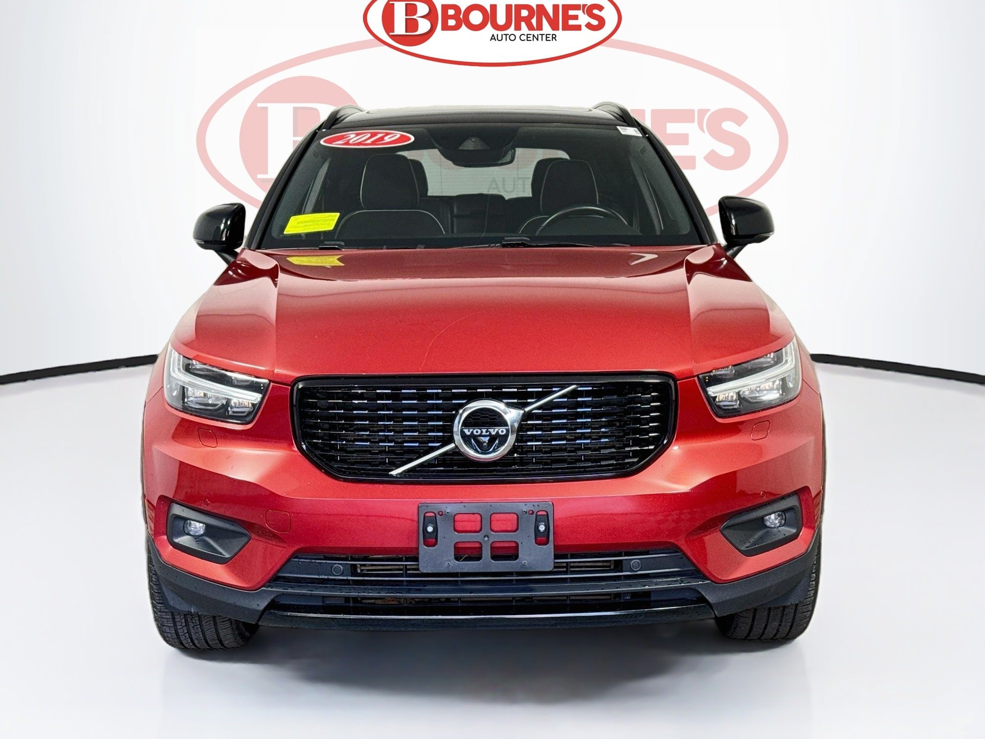 Used 2019 Volvo XC40 T5 R-Design AWD/4WD image 7