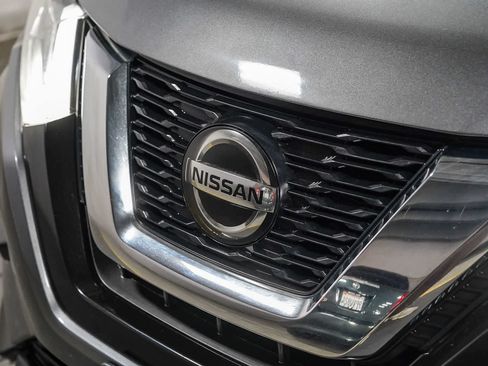Used 2018 Nissan Rogue S FWD image 8