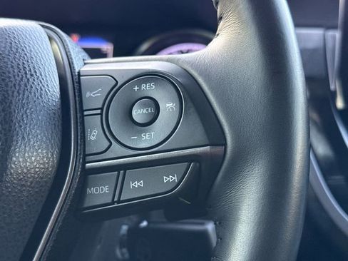 Used 2022 Toyota Camry SE FWD image 27