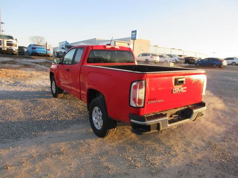 Used 2017 GMC Canyon W/T w/ Convenience Package image 4