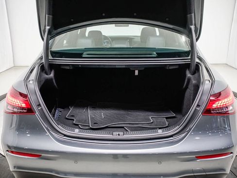 Used 2022 Mercedes-Benz E 350 Sedan image 27