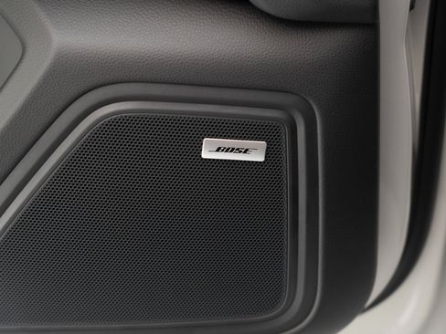 Certified 2026 Porsche Macan AWD/4WD image 24