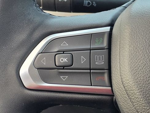 Used 2024 Jeep Compass Limited w/ Elite Group AWD/4WD image 17