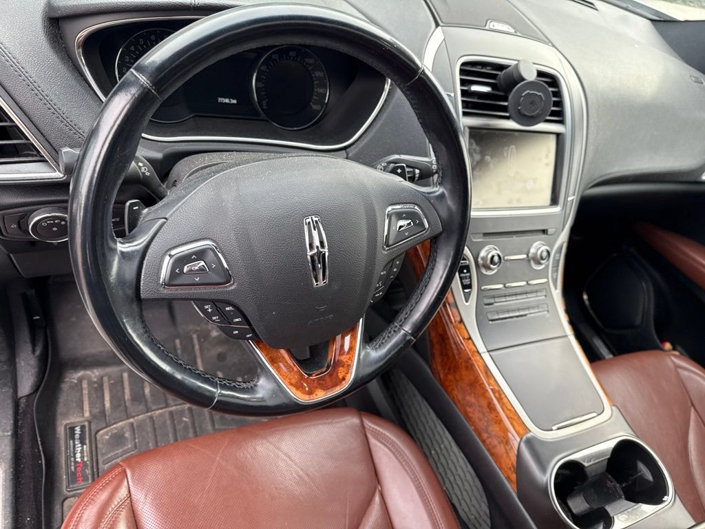Used 2016 Lincoln MKX Reserve AWD/4WD image 8