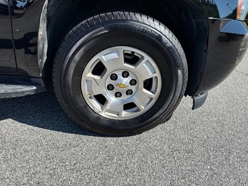 Used 2014 Chevrolet Tahoe LT RWD image 12